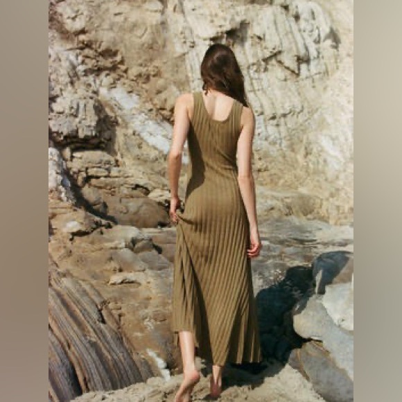 By Together Amber Maxi Dress - Picture 4 of 7